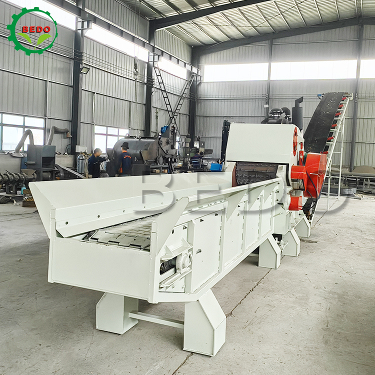 Rubberwood Heavy Duty Wood Chipper Machine 160KW Hydraulic Feed for Indonesia Rubber Plantation Timber Processing