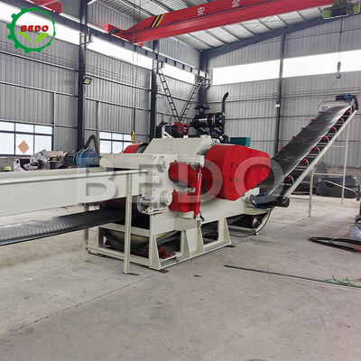 ডিজেল চালিত বনজ কাঠের কাঠের মেশিন 330HP