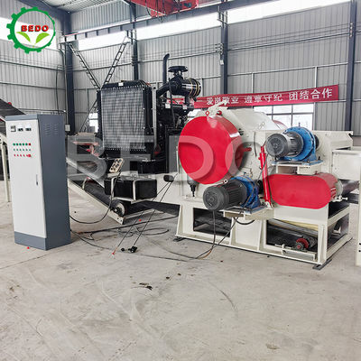 ডিজেল ইঞ্জিন 330HP কাঠের চিপ তৈরির মেশিন 310x700 মিমি ফিডিং ইন্ডাস্ট্রিয়াল ড্রাম চিপার