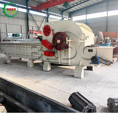 ফাইনাল কাঠের চিপস আকার 25-35mm শিল্প কাঠ Crusher মেশিন সঙ্গে সর্বোচ্চ কাঠ ব্যাসার্ধ 300mm