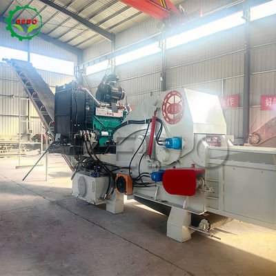 ফিড কনভেয়র 235HP হাইড্রোলিক মোটর কাঠ চিপার মেশিন 700x400mm ইনলেট ড্রাম টাইপ শিল্প Shredder